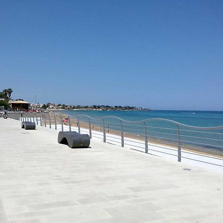 Locanda Rurale Santa Marta Авола Екстер'єр фото