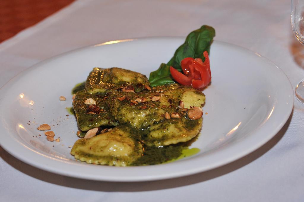 Locanda Rurale Santa Marta Авола Екстер'єр фото